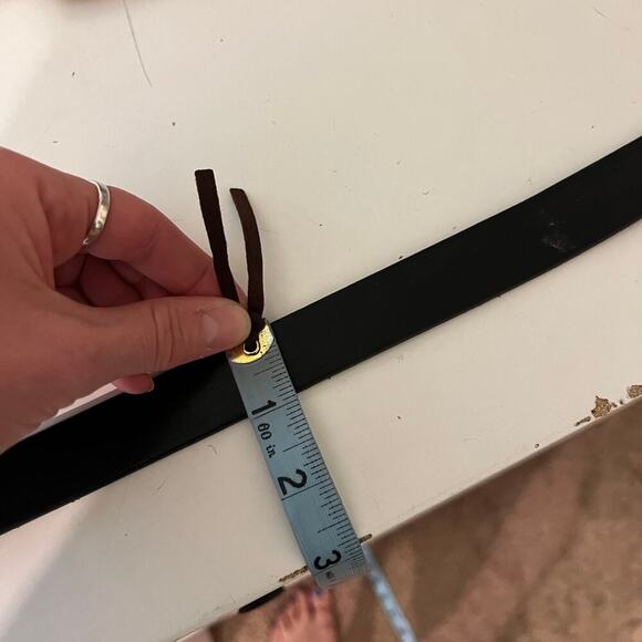 Eddie Bauer USA Made Genuine Italian Leather Worn in Unisex Belt Size XL - Picture 6 of 12